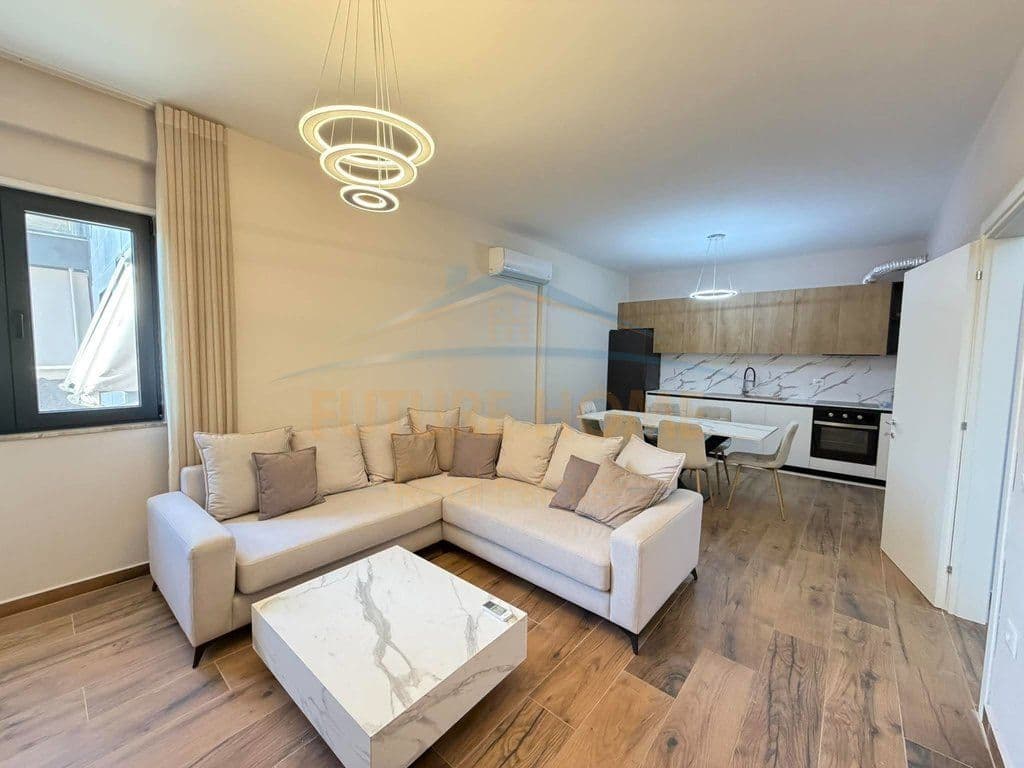 Në shitje, Apartament 2+1+2, Oasis Residence, Rruga e Re 3
