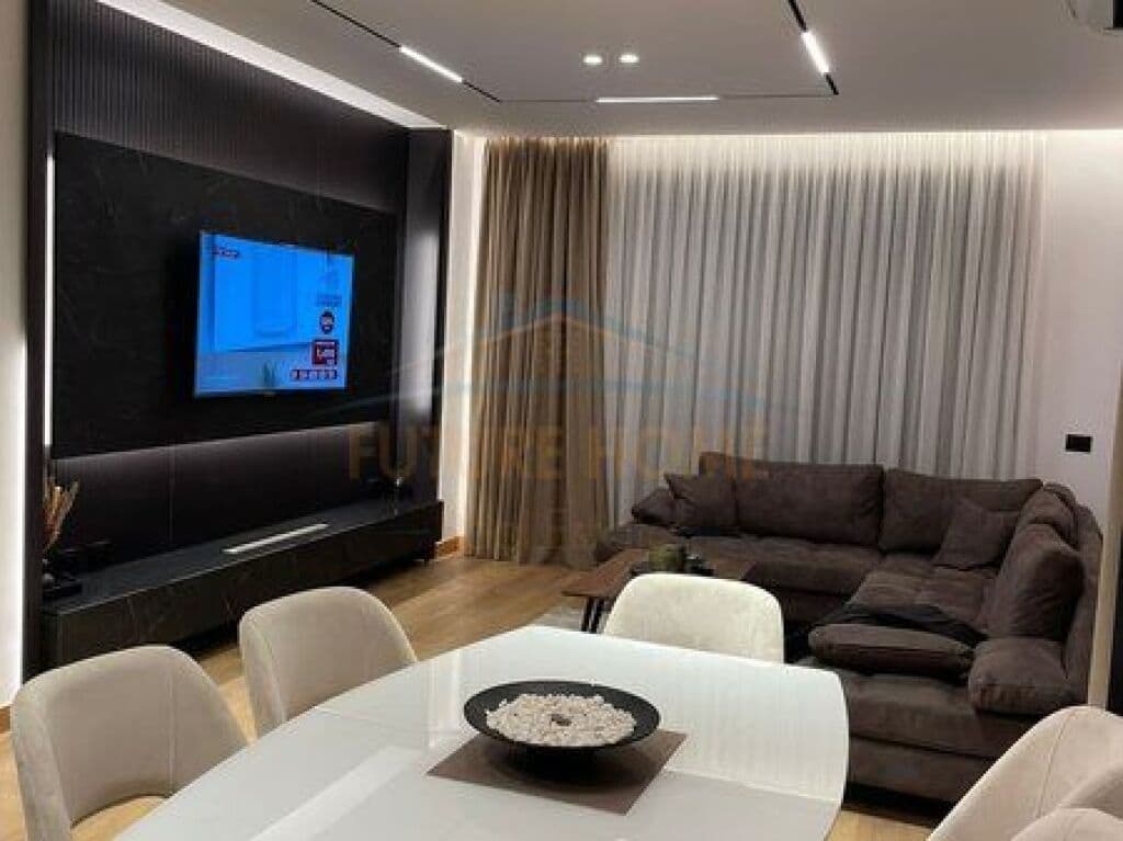Në shitje, Apartament 2+1, Rruga e Re