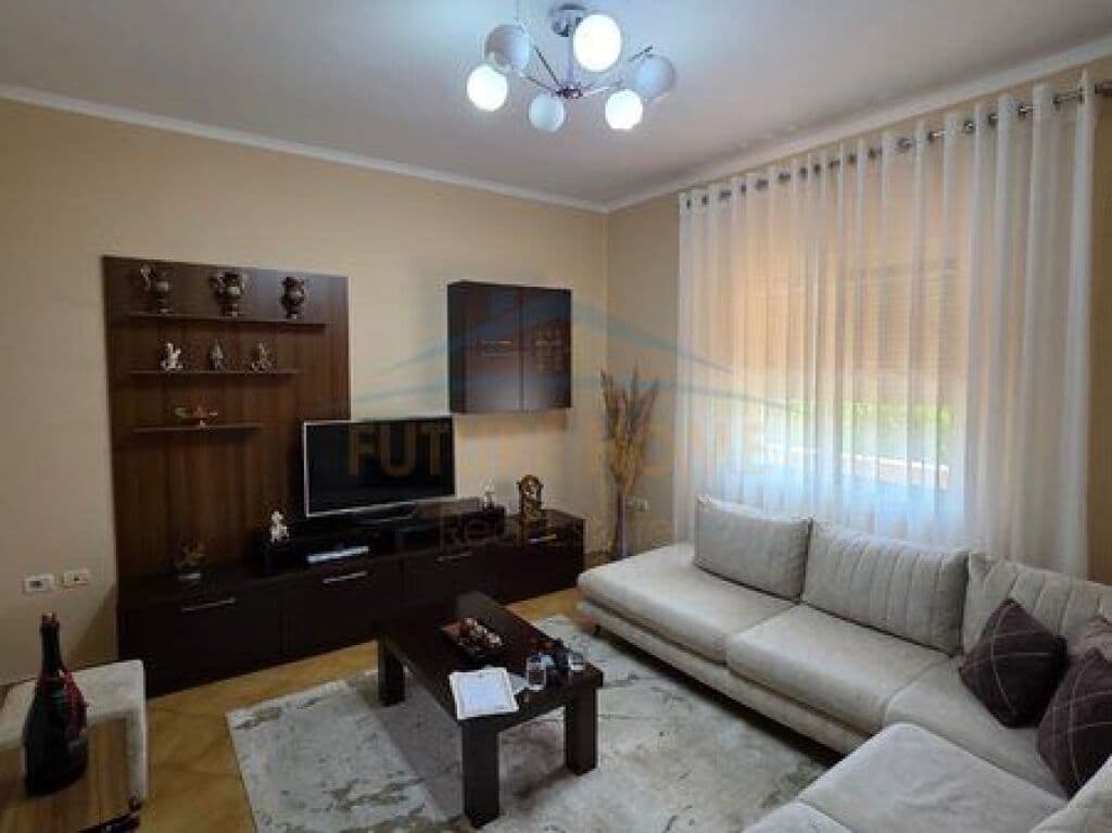 Në shitje, Vila 2-Katëshe, Rruga Elbasanit, Tiranë 2
