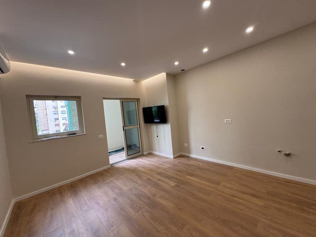 Në shitje, Apartament studio, Komuna e Parisit, Tiranë 3