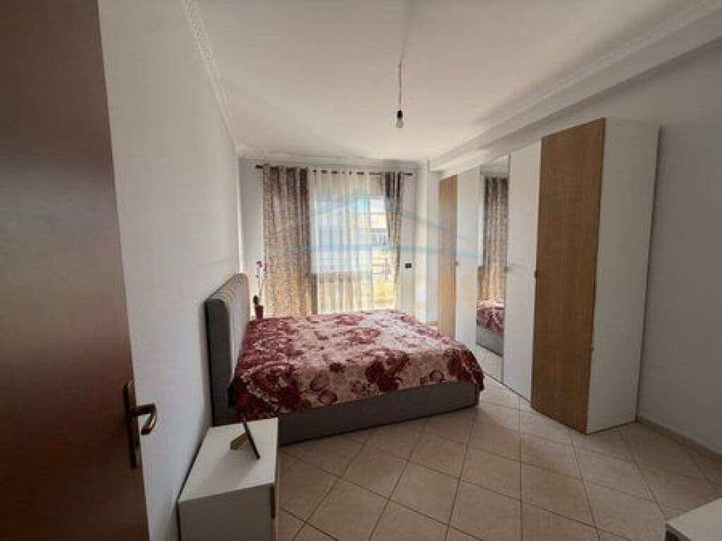 Në shitje, Apartament 2+1+2, Rruga e Re 4