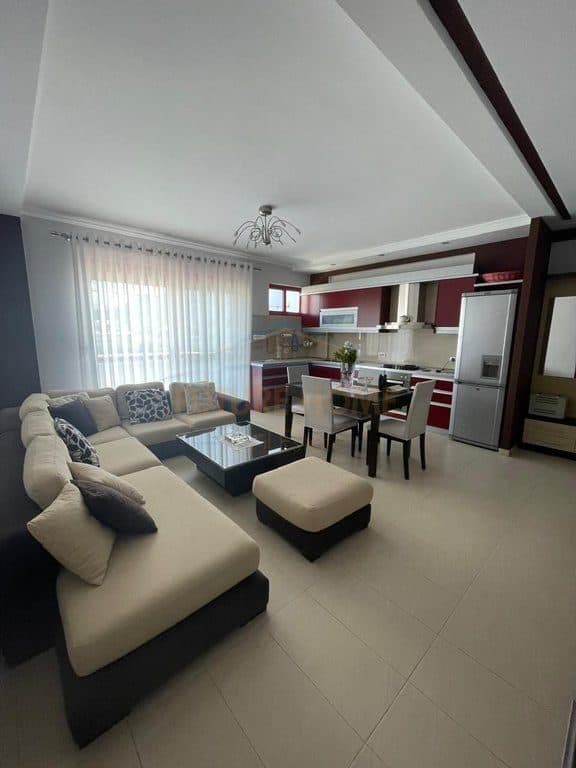 Në shitje, Apartament 2+1+2, Zogu i Zi, Tiranë. 2