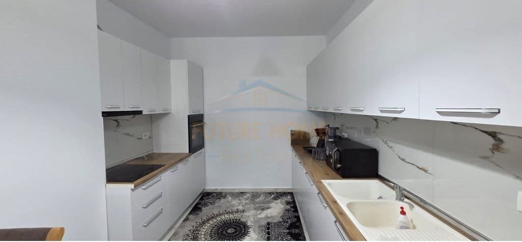 APARTAMENT 2+1 PËR SHITJE – KOMPLEKSI TOM DOSHI 4