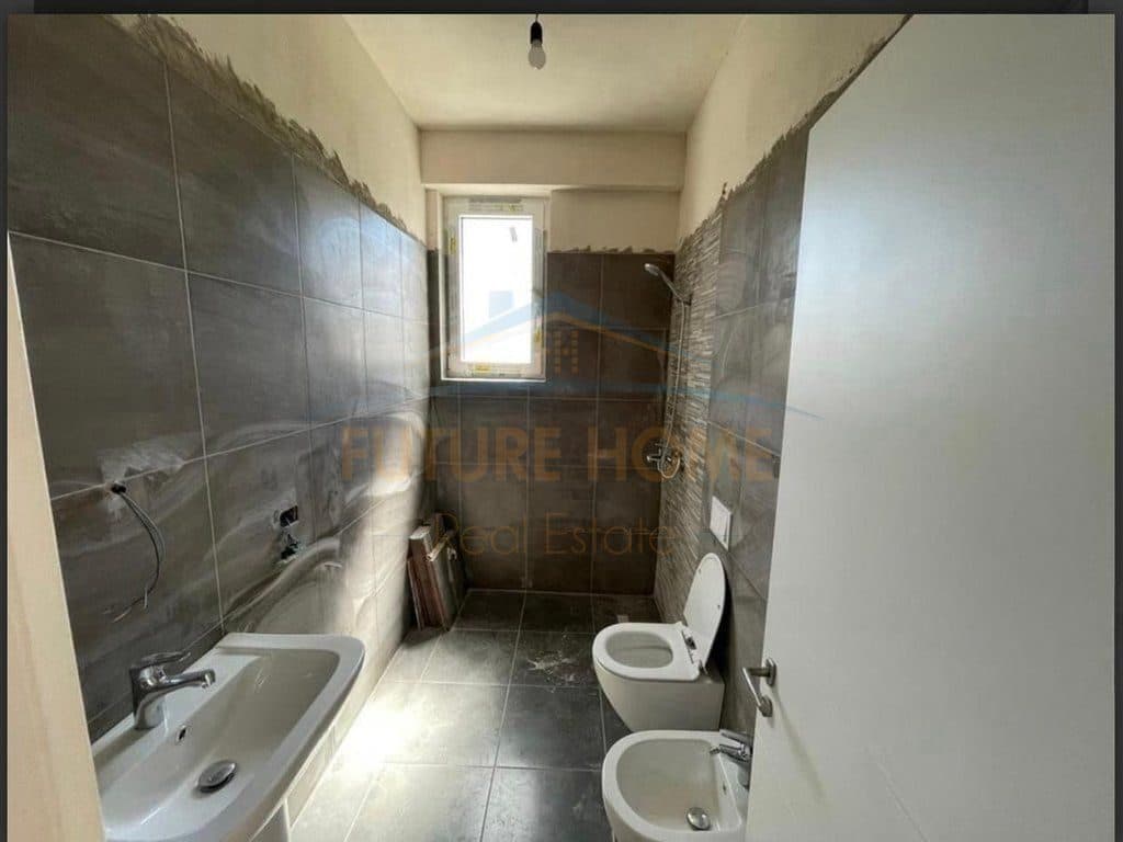 Në shitje, Apartament 3+1+2, Bega 07, Komuna e Parisit. 3