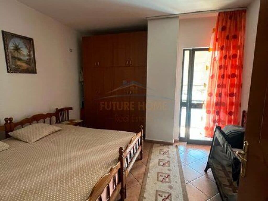 Në shitje, Apartament 2+1+2, Rruga 5 Maj, Tiranë 3
