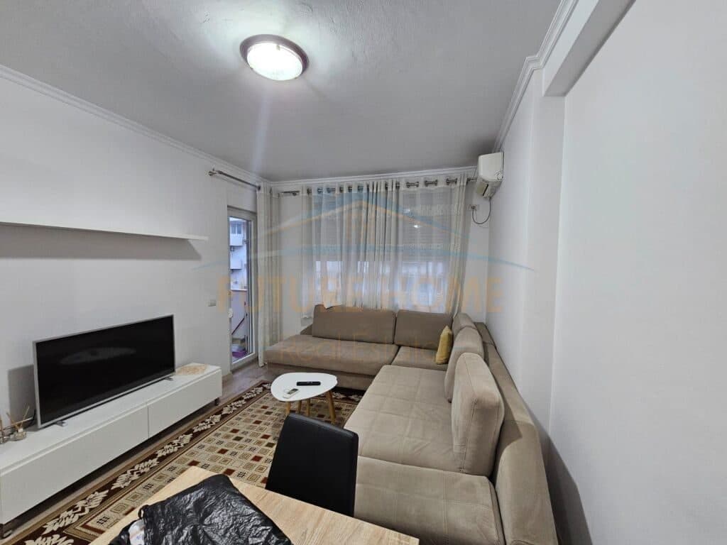 Qira, Apartament 2+1, Kompleksi Kontakt, 21 Dhjetor