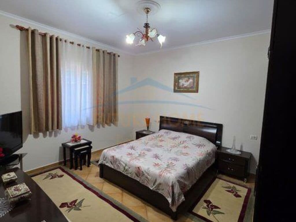 Në shitje, Vila 2-Katëshe, Rruga Elbasanit, Tiranë 4