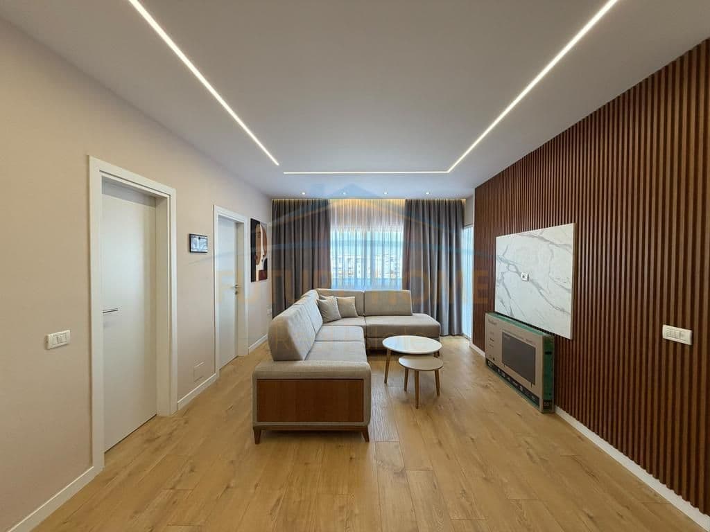 Në shitje, Apartament 2+1, Misto Mame