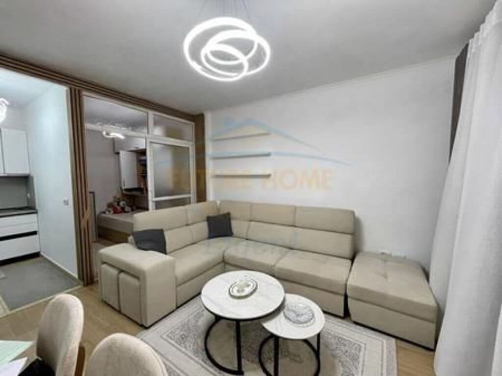 Në shitje, Apartament 1+1 (I konvertuar në 2+1), Kinostudio, Tiranë 3