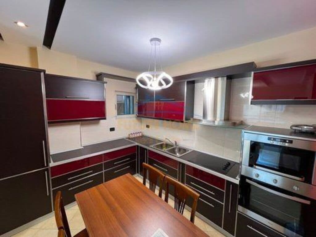 Në shitje, Apartament 2+1, Liqeni i Thatë, Tiranë. 3