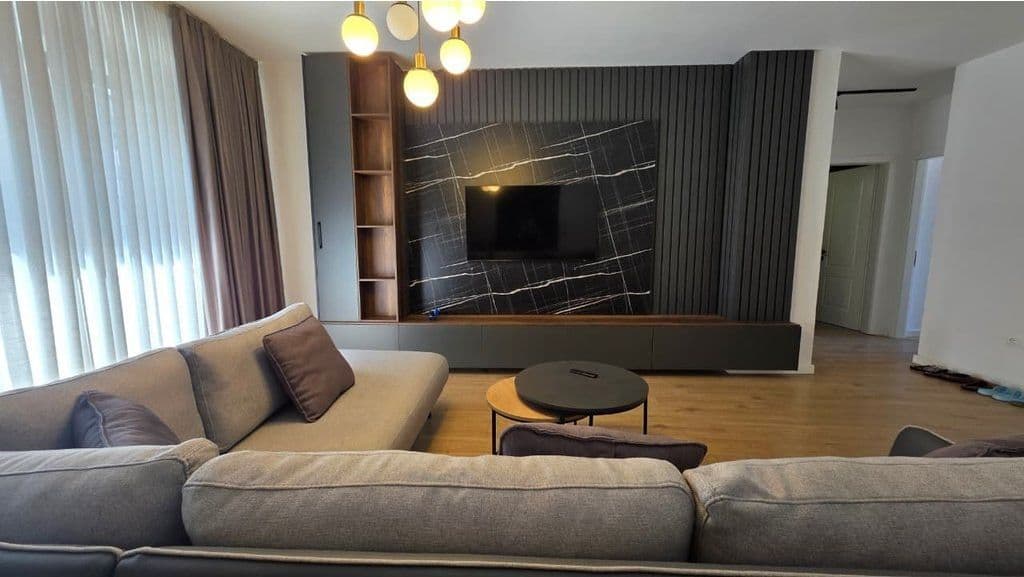Qira, Apartament 2+1+2+Vend Parkimi, Selvia, Tiranë. 3
