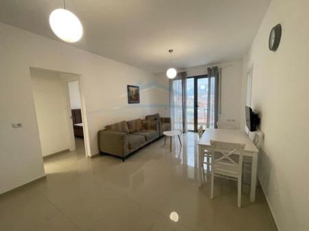Në shitje, Apartament 2+1, "Residenca Alba", 21 Dhjetori.