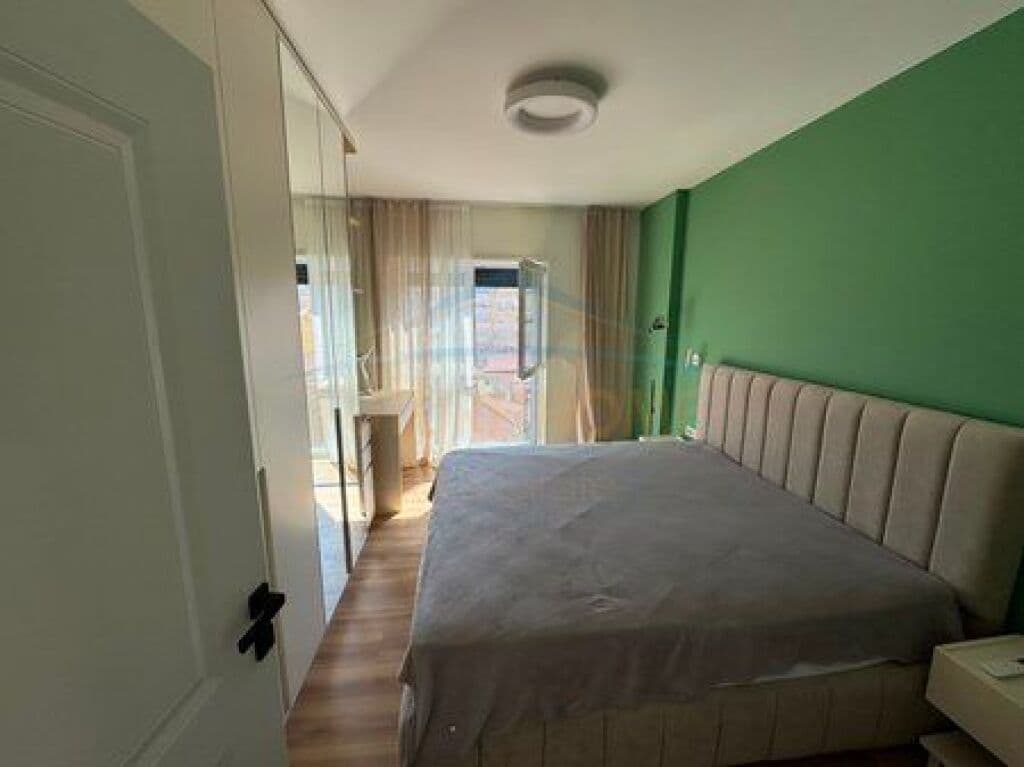 Qira, Apartament 1+1, Shkolla e Kuqe, Tiranë. 4