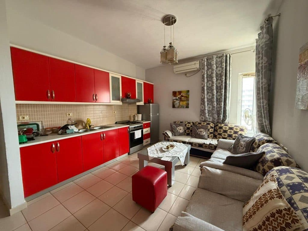 Shitet, Apartament 1+1, Sarande. 3