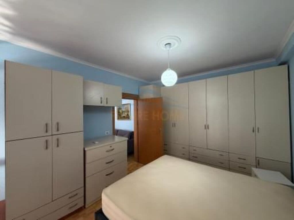 Qira, Apartament 2+1, Rruga Barrikadave, Tiranë 4