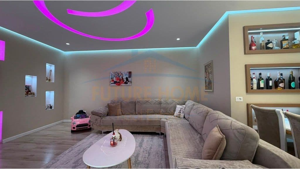 Në shitje, Apartament 2+1, Rruga e Re, Tiranë 2