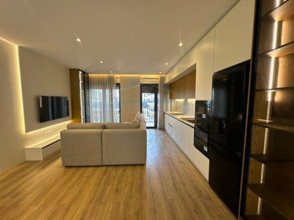 Qira, Apartament 2+1+2, Bulevardi i Ri, Tiranë. 2