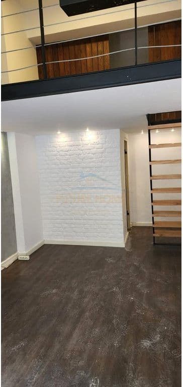 Qira, Hapësirë Biznesi (Duplex), Rruga Barrikadave, Tiranë. 2