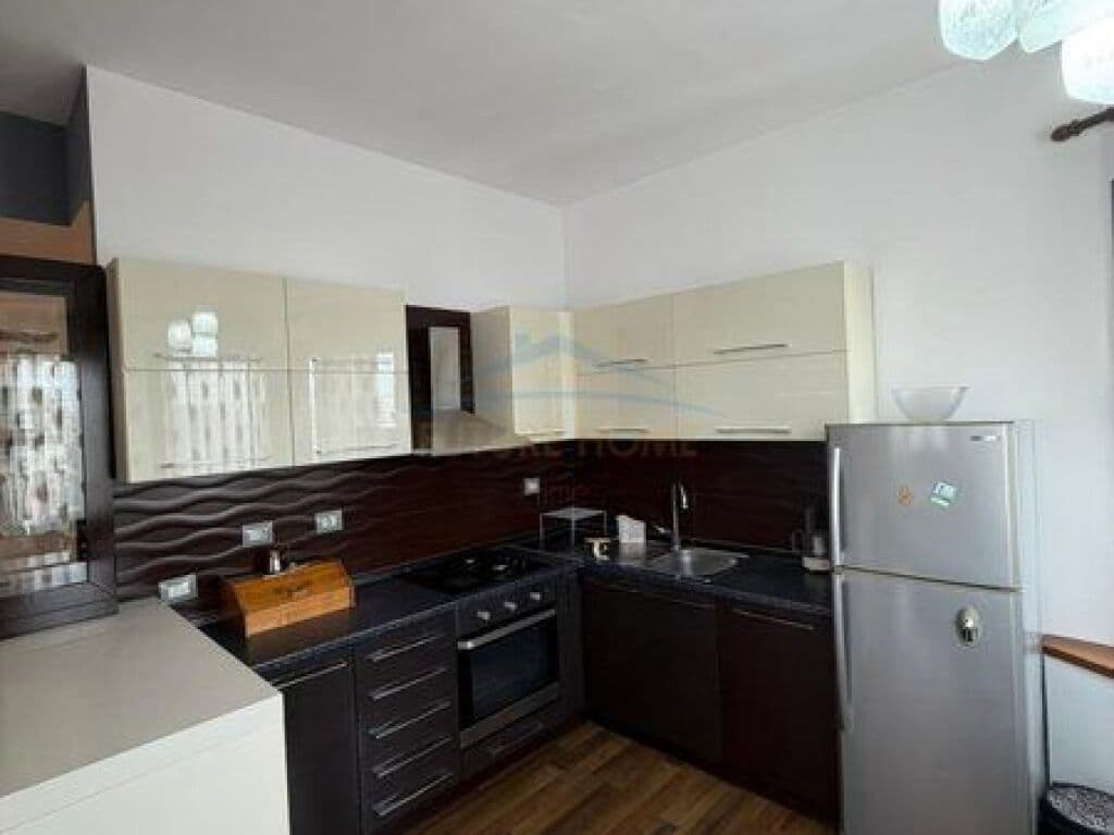 Qira, Apartament 2+1, Pazari i Ri, Tiranë 4