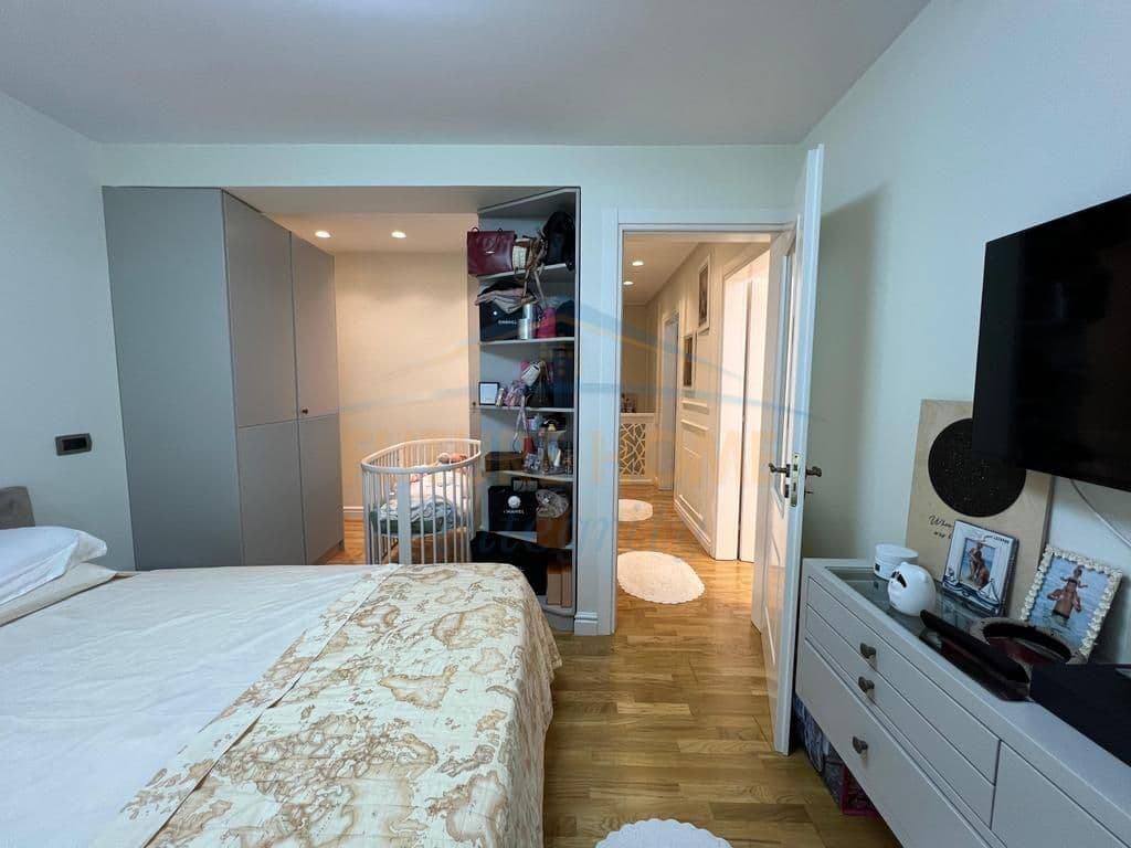 Në shitje, Duplex 3+1+3+Veranda, Rezidenca Kodra e Diellit 2, Tiranë. 2