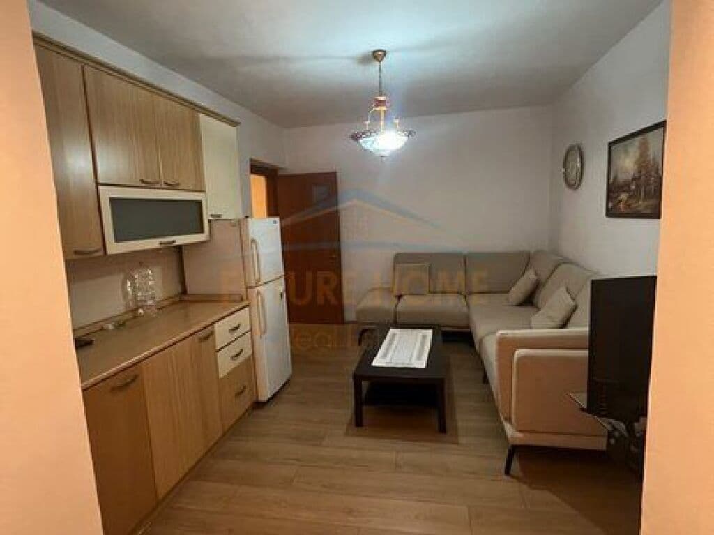 Qira, Apartament 2+1, Oxhaku, Tiranë.