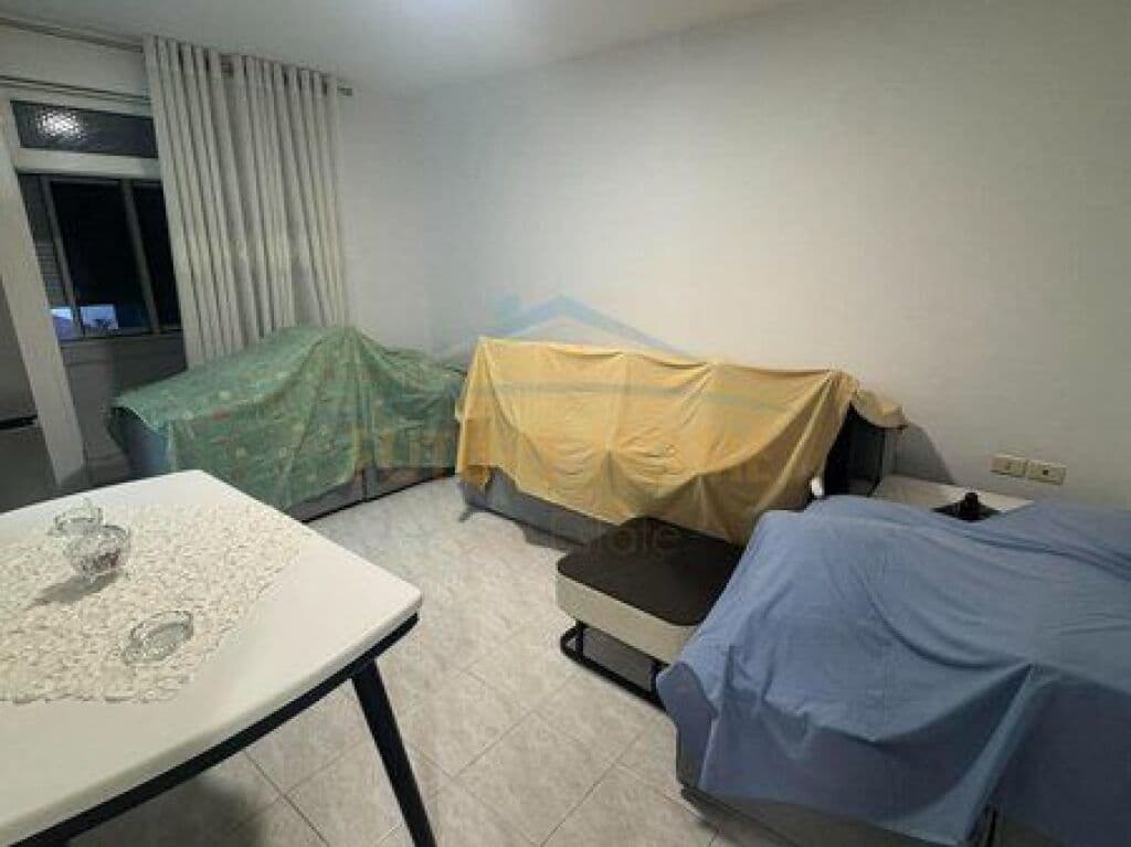 Në shitje, Apartament 1+1, Pranë Shkollës "Sabaudin Gabrani", 21 Dhjetori 2
