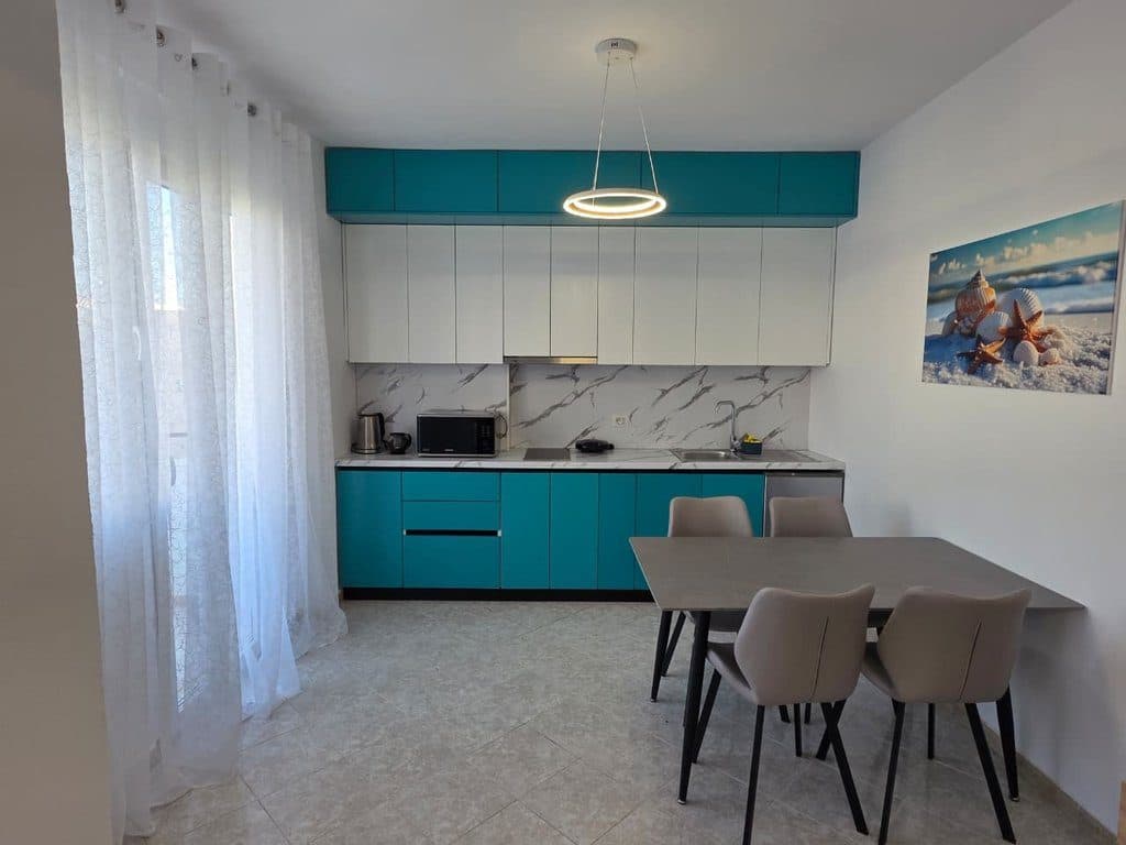 Shitet, Apartament 1+1, Plazh, Durres. 3