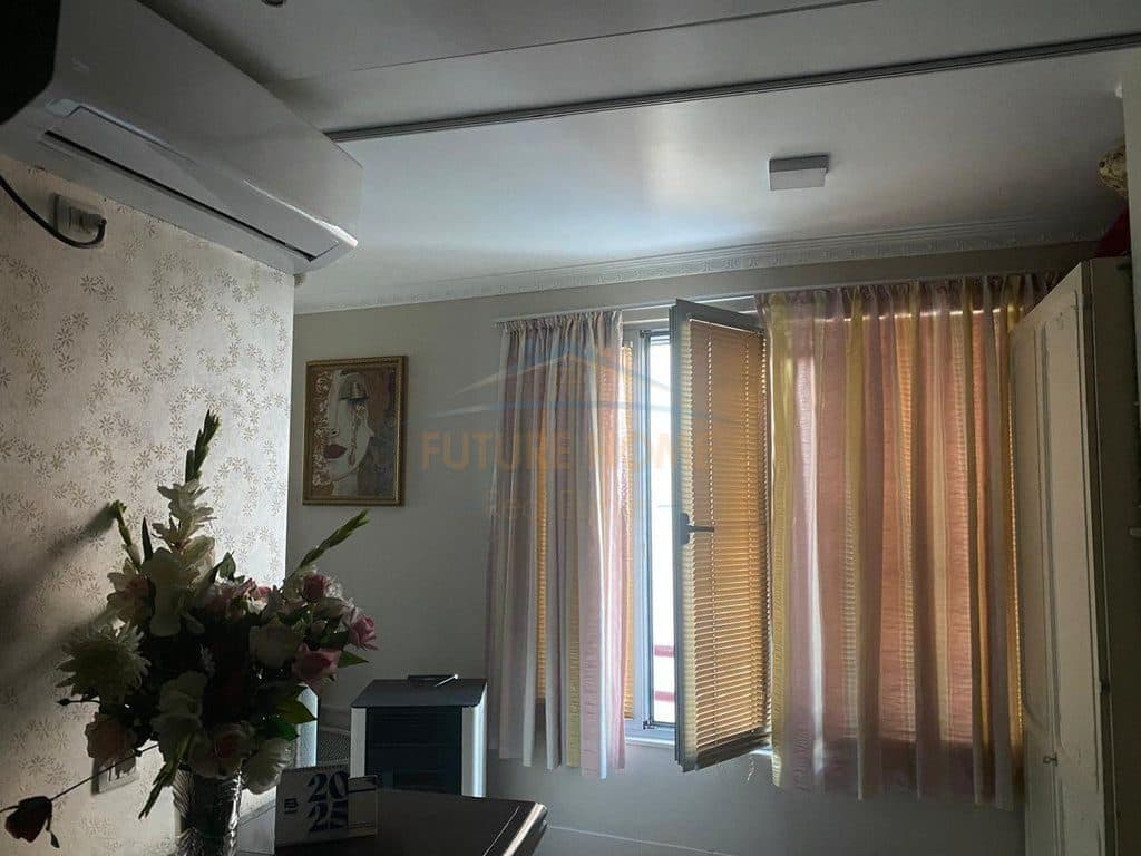 Titulli Në Shitje, Apartament 3+1+2, Dyqani i Pasticerive Melisa, Fresku, Tiranë 2