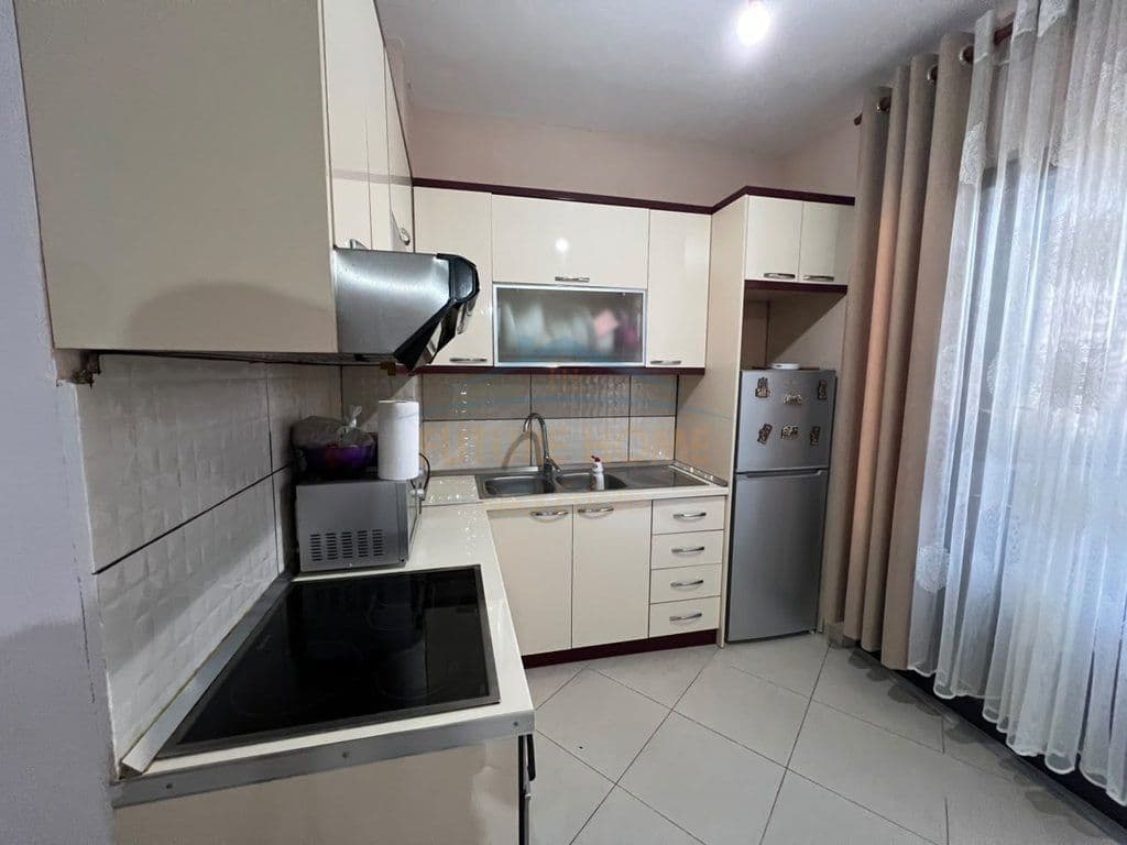 Në shitje, Apartament 1+1, Unaza e Re, Tiranë. 3