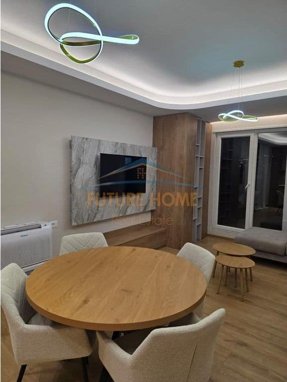 Në shitje, penthouse 2+1+2+veranda+2 vende parkimi, Bulevardi Jeanne d'Arc, Tiranë 4