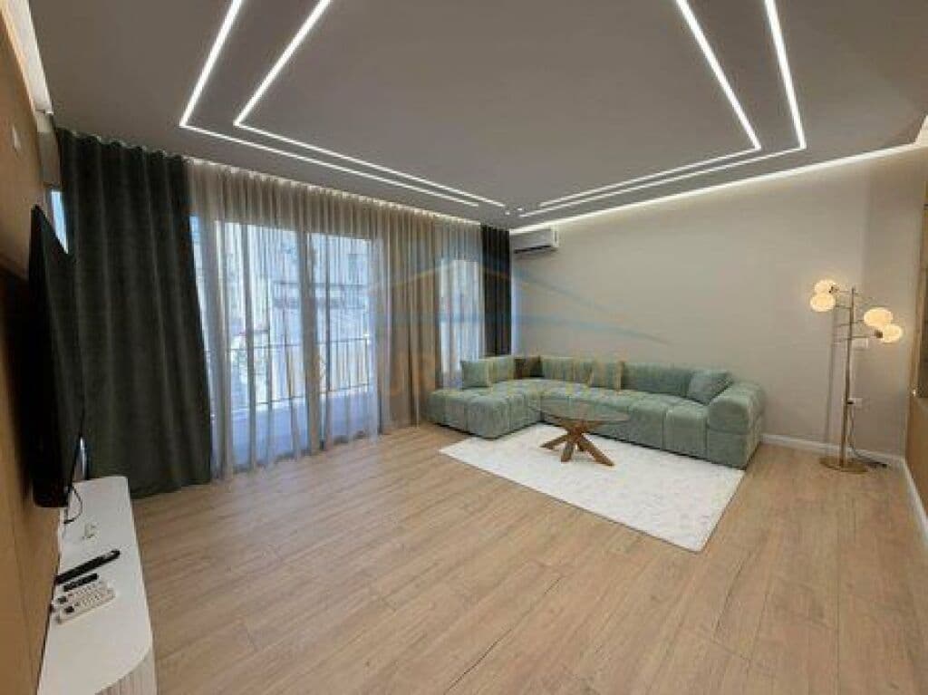 Në shitje, Apartament 2+1+2, Yzberisht