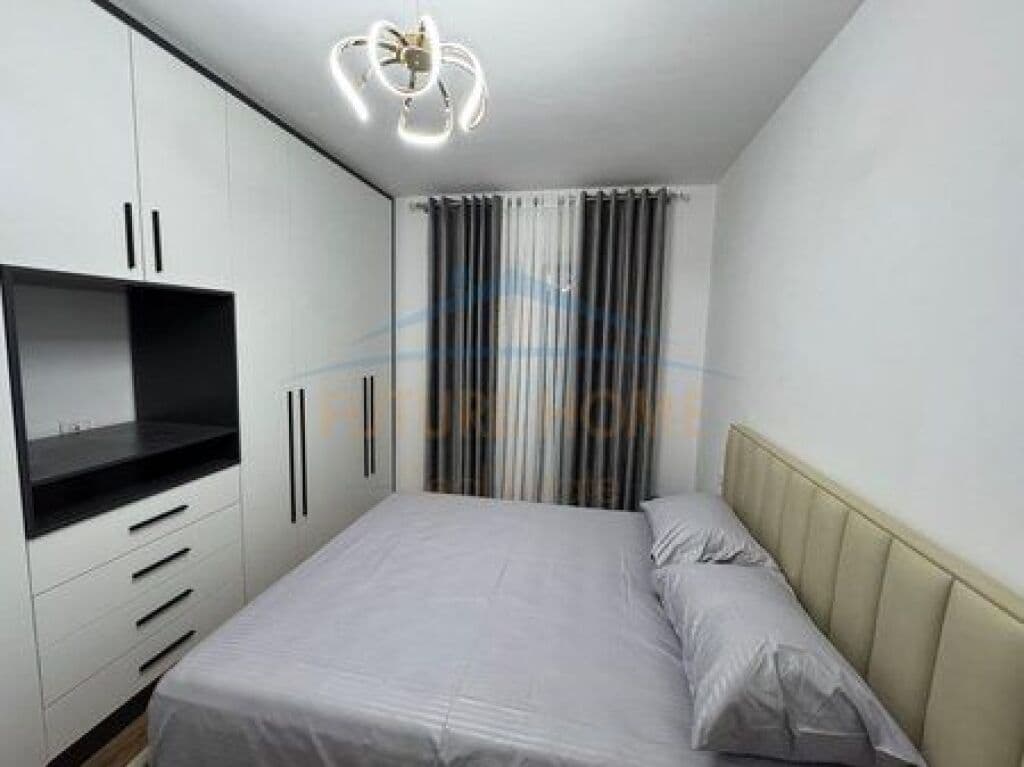 Në shitje, Apartament 1+1, Kompleksi E-88, Laprakë 4
