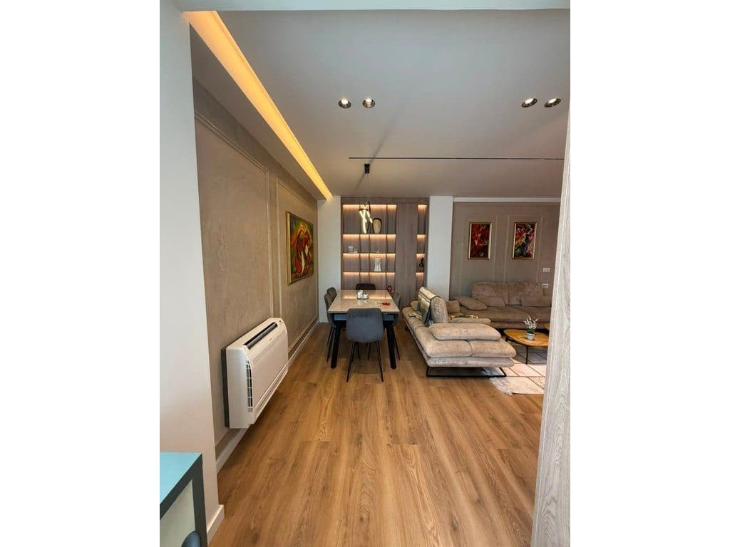 Qera, Apartament 3+1+2, Myslym Shyri, Tirane. 2