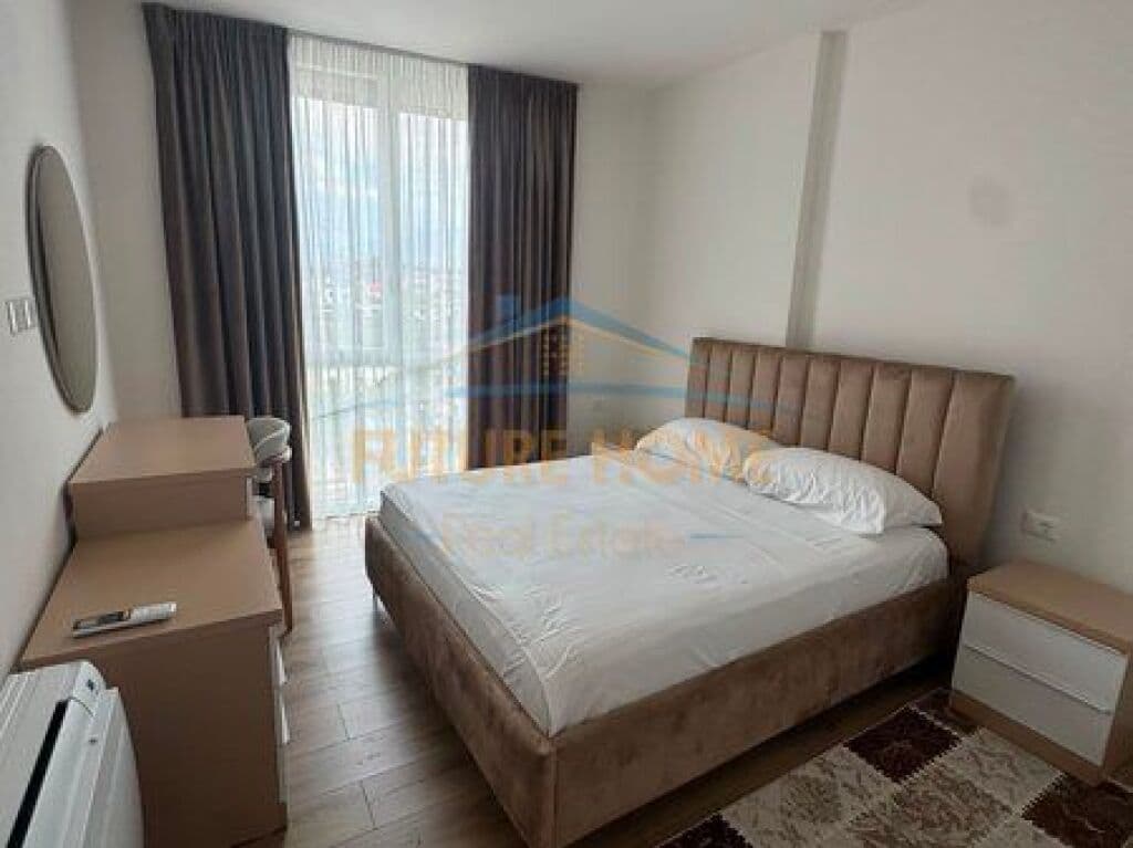 Jepet me qira, Apartament 2+1+2+2 Vende Parkimi, Paskuqan