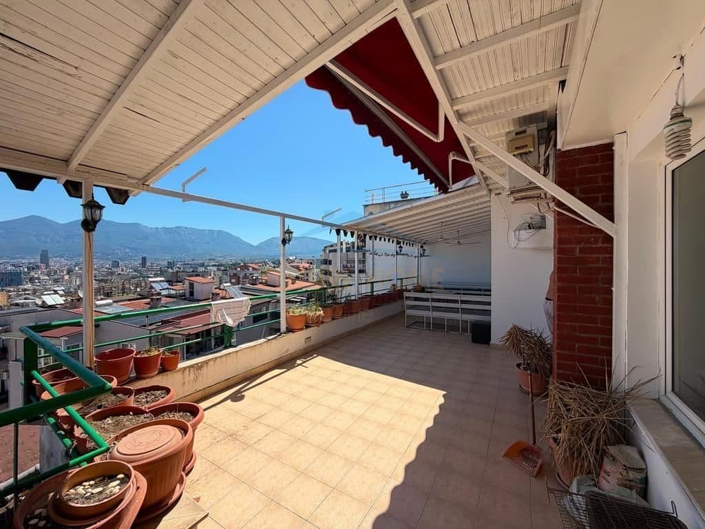Në shitje, Duplex 4+1+2, Selitë, Tiranë. 2
