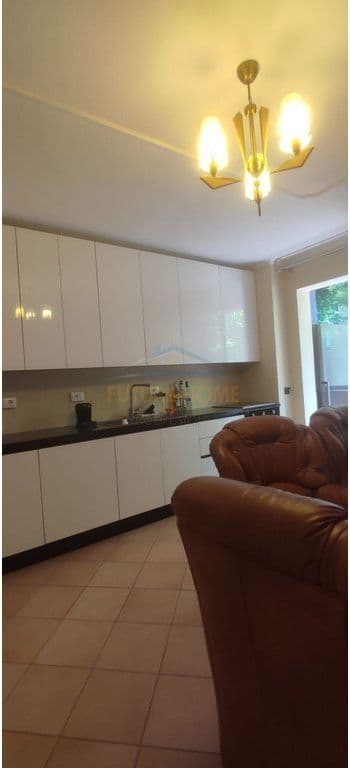 Qira, Apartament 2+1, Fusha e Aviacionit, Tiranë 2