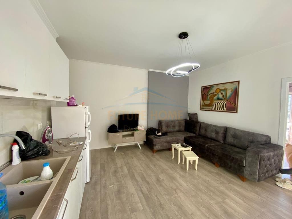 Në shitje, Apartament 1+1, Rruga Hysen Dalliu, 3