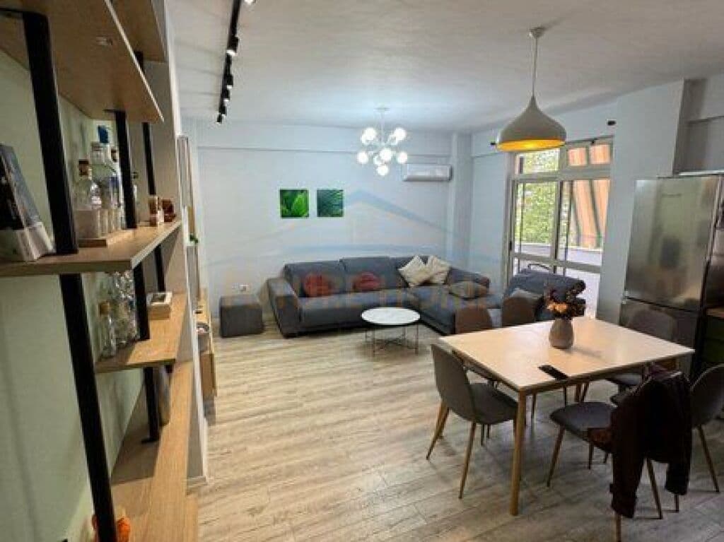 Në shitje, Apartament 3+1+2, Stacioni i Trenit, Tiranë 2