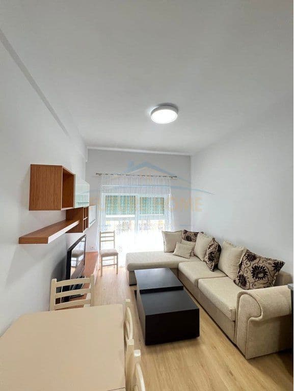 Jepet me qira, Apartament 2+1, Kompleksi Kadiu, Tiranë