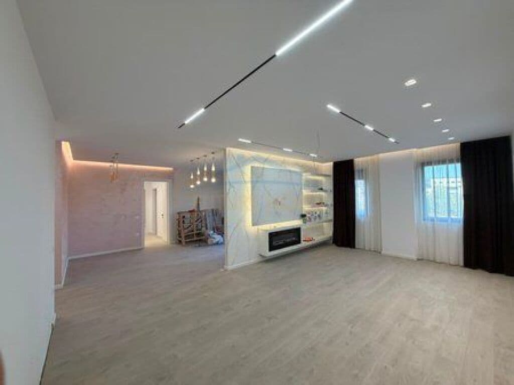 Qira, Apartament 2+1, Liqeni i Thate, Tiranë