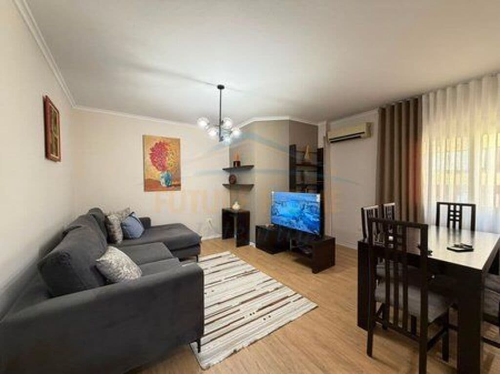 Në shitje, Apartament 2+1 (i konvertuar), Porcelan, Tiranë.