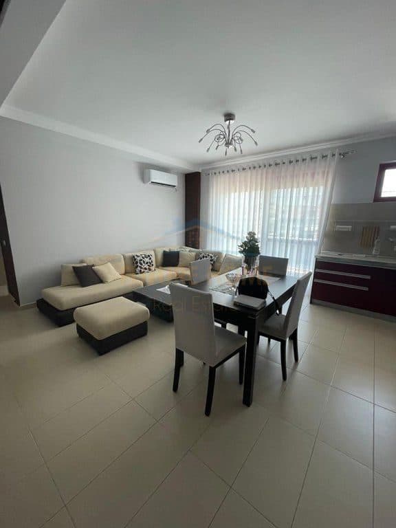 Në shitje, Apartament 2+1+2, Zogu i Zi, Tiranë.