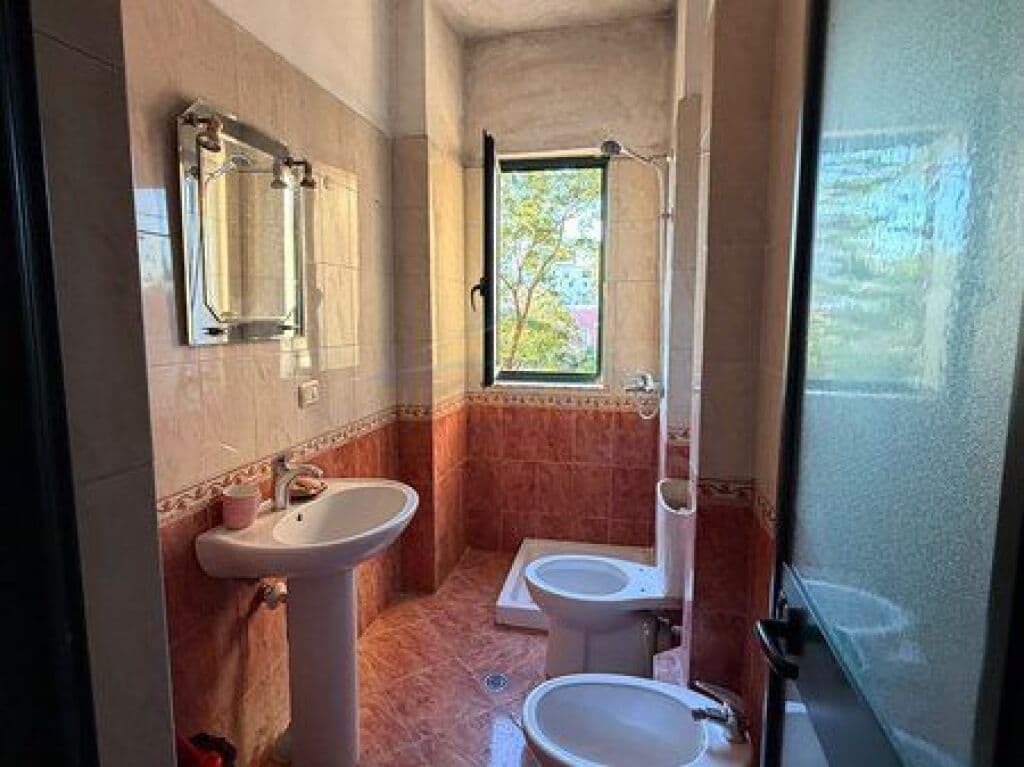 Qira, Apartament 1+1, Stadiumi “Dinamo”, Tiranë 4