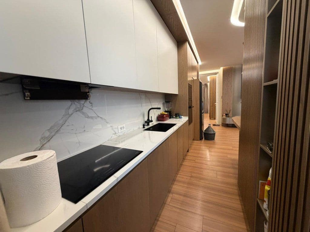 Në shitje, Apartament 2+1+2, Rruga Kavajë, Tiranë 4