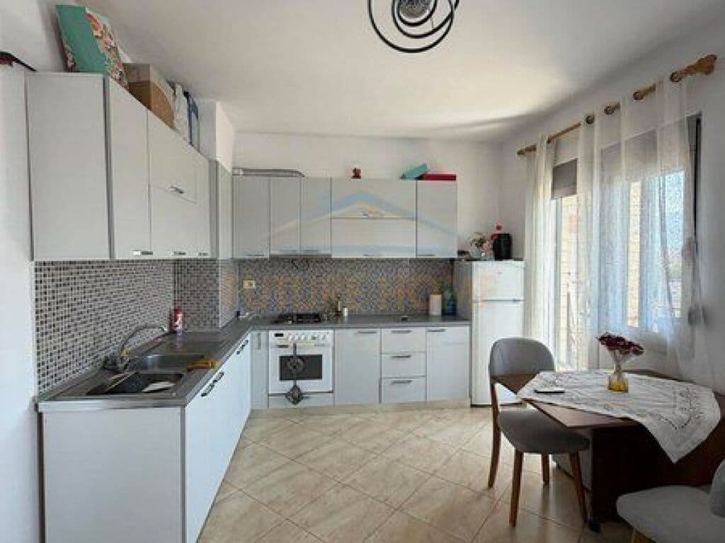 Në shitje, Apartament 1+1, Rruga Teodor Keko, Unaza e Re 4