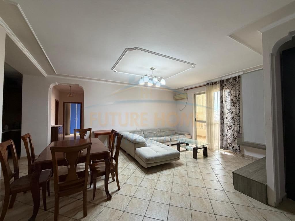 Në shitje, Apartament 3+1+2, Shkolla e Baletit, Tiranë. 2