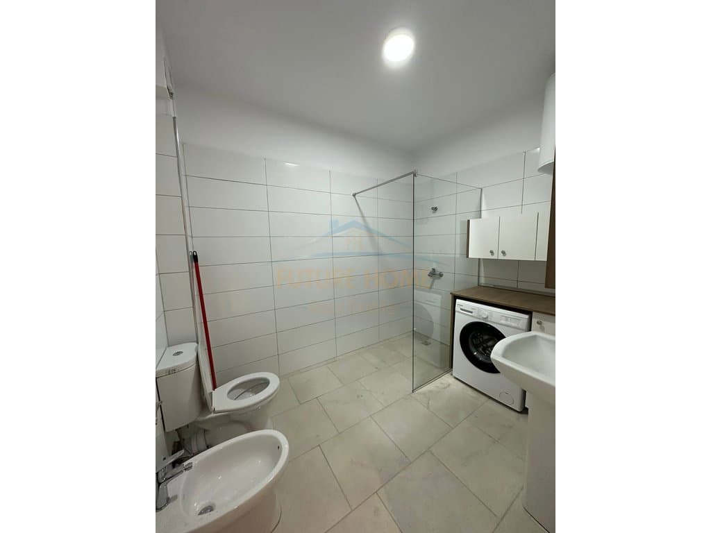 Shitet, Apartament 2+1, Kamëz 110,000 € 11,000,000 Lekë