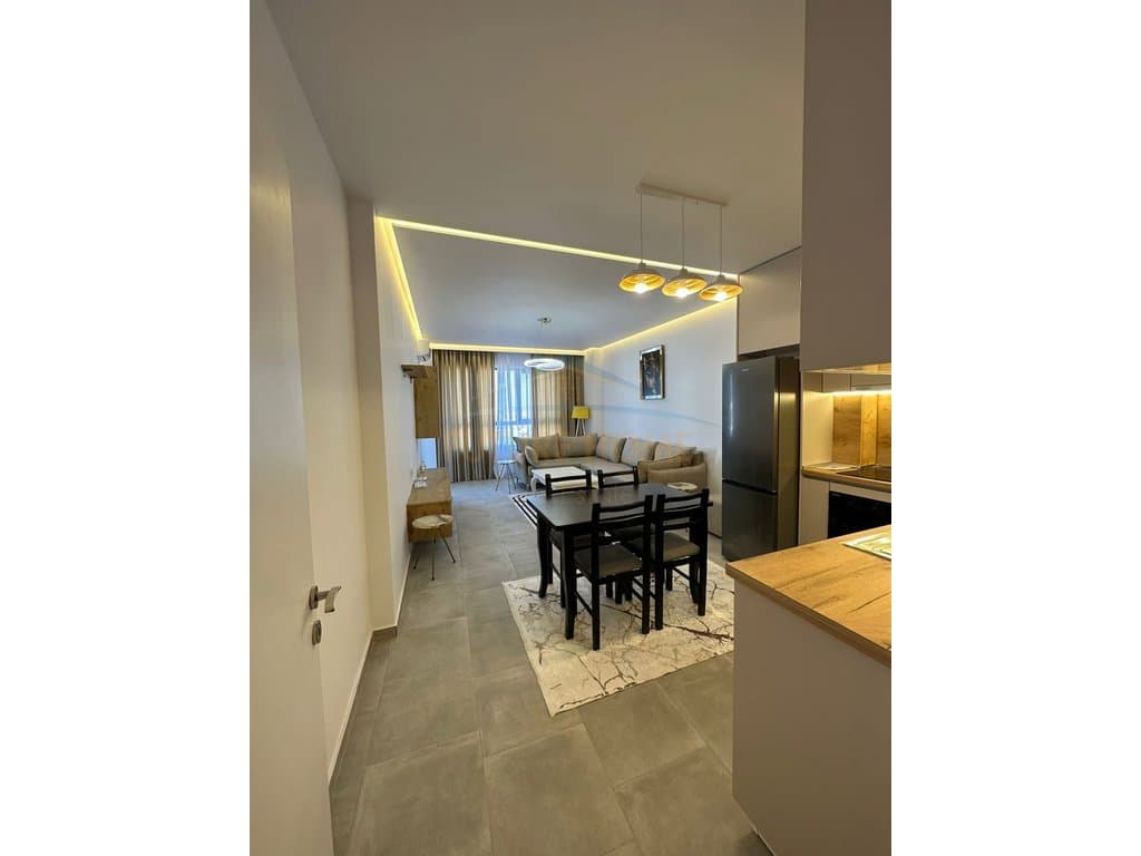 Shitet, Apartament 2+1, Kamëz 110,000 € 11,000,000 Lekë