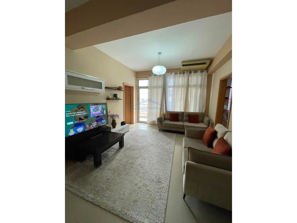 Qira, Apartament 2+1, Rruga e Kavajës, Tiranë.