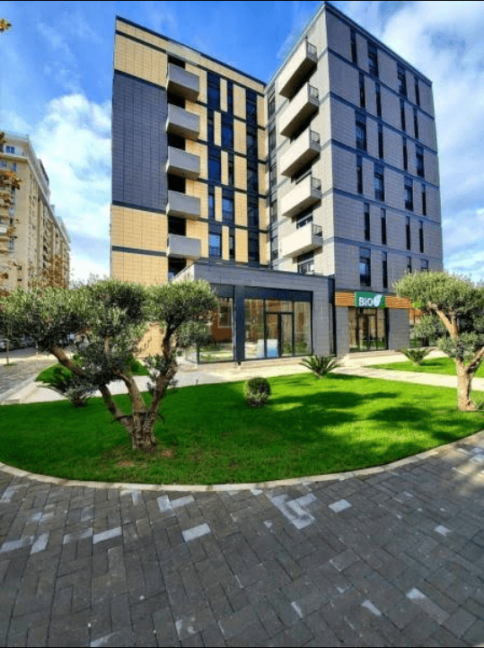 JEPET ME QERA POST PARKIMI – QUARTUM RESIDENCE, TIRANË